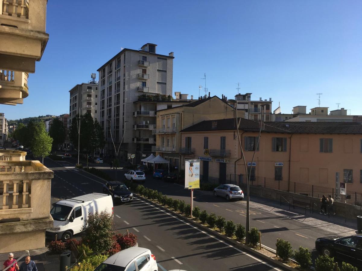 La Mascarella Apartment Alba  Exterior foto